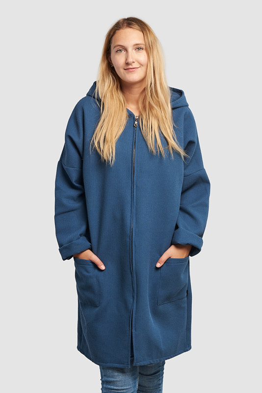 Propínací kabátek s kapucí ANDREA - petrolejová modrá