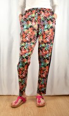 Volné kalhoty s lampasem - barevné