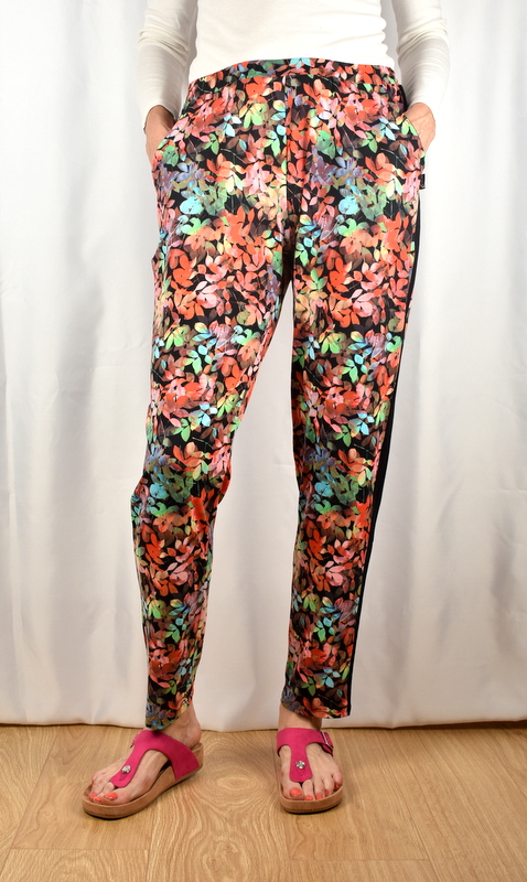 Volné kalhoty s lampasem - barevné