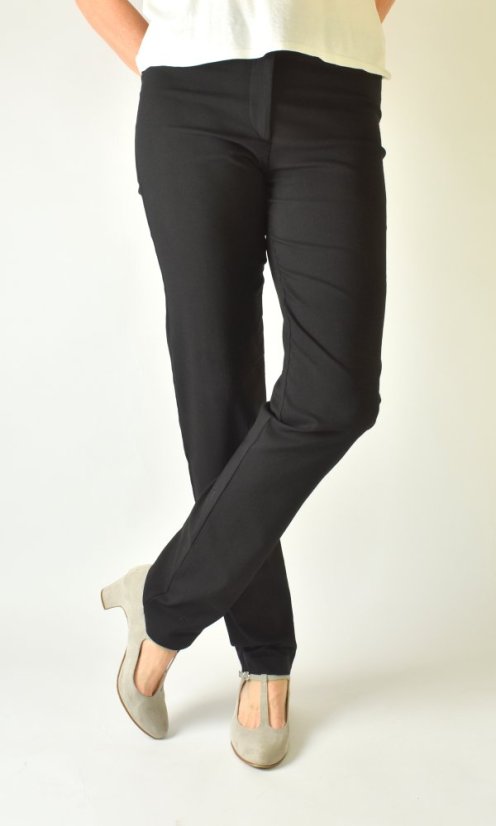 Dámské kalhoty UOMO 19733 s rovnými nohavicemi  - černé L36 - Velikost: EU42