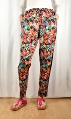 Volné kalhoty s lampasem - barevné