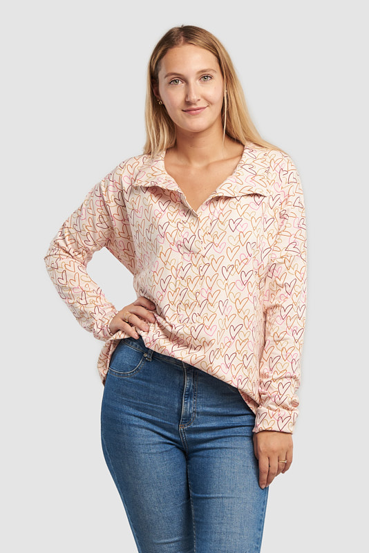 Košilové triko se srdíčky EMÍLIE - Velikost EU: 46