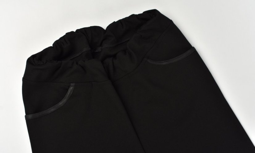 Dámské prodloužené kalhoty DITA s kapsami - černé, úplet